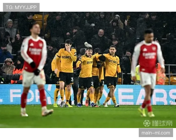 深度报道：高位压迫下的演变——英超中下游球队如何优化混合防守